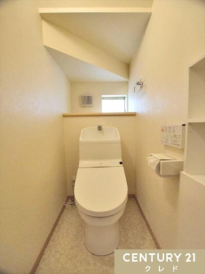 �g�C�� ���₷�����삪�ȒP�ȉ������֍��B
�ǖʂɃ����R����ݒu���邱�Ƃɂ��A�y�Ȏp���ł̑��삪�\�B
��������Ƃ������ő|�����₷���݌v�ł��B