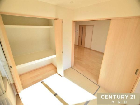 �a�� �y�a��3.8���z
���r���O�ɗאڂ���a���͏_�炩�ȏ�ŉ��������ɂ����Ռ����z���B�L�b�`�����猩����L�b�Y�X�y�[�X�Ƃ��Ă��g�p�\�ł��B