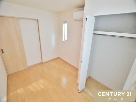 �m�� �y�m��5.4���z
5���̗m���͏��ւȂǉƑ��\���⃉�C�t�X�^�C���ɍ��킹�ă}���`�ɑΉ��B
����x�b�h��z�u���A�����I�ȍ�Ƌ�Ԃ⃊���b�N�X�ł���ꏊ�Ƃ��Ċ��p�ł��܂��B