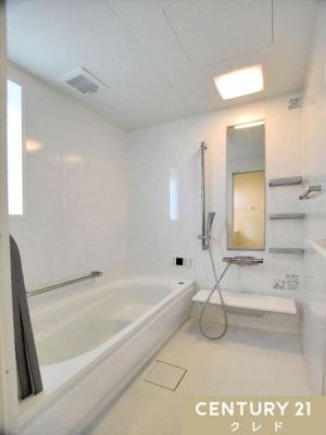 ���� �ߐ����ł���x���`�^�C�v�̗������̗p�B
���q�l�Ƃ̂����C�̎������S�B�������Ɣ��g�����y���񂾂�ƁA�D�݂̓������@�𖞋i�ł��܂��B