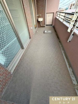 �o���R�j�[ ���r���O����o����\�ȓ쓌�����o���R�j�[�B�����͂����Ղ�̌����������݁A�����󕨂��C�����悭�������܂��B