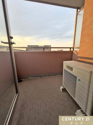 �o���R�j�[ �k�����̗m��6������o����\�ȃo���R�j�[�B����͂������A�����̗΂���Ă���ƁA�V���ł̂�����Ƃ����y���݂����������ł��ˁB