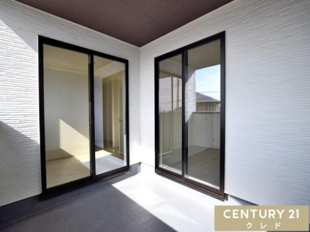 �o���R�j�[ 2�̕������q����J���I�ȃC���i�[�o���R�j�[�B
�֎q��u���Ă��낢����A�v�����^�[�ŃK�[�f�j���O���y���񂾂�ƁA���ړI�Ɏg�����Ƃ�̋�Ԃł��B