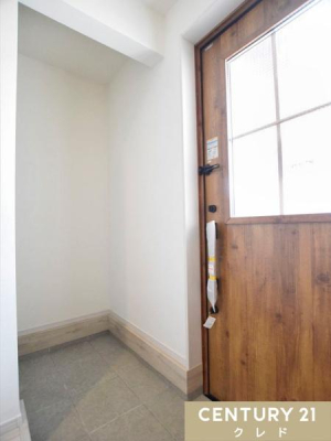 ���[ �y�y�Ԏ��[�z
�x�r�[�J�[��S���t�o�b�O�A�A�E�g�h�A�p�i�Ȃǂ����̂܂܎��[�\�B
���փz�[������ɃX�b�L���Ɣ������ۂ��Ƃ��ł��A�}�ȗ��q�������S�ł��B