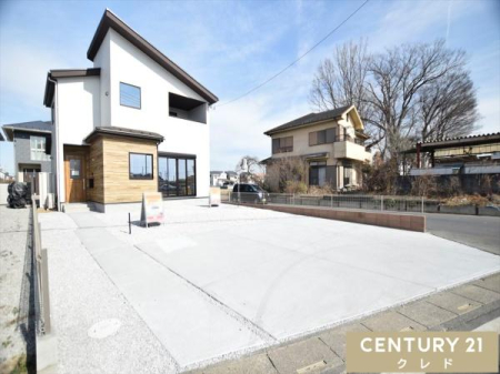 ���ԏ� ����3�䒓�ԉ\�Ȃ�Ƃ�̃J�[�X�y�[�X�t���B
���Ƒ��̎Ԃ͂������A���F�B��e�ʂ��V�тɗ������A�}�ȗ��q���ɂ��𗧂��܂��B