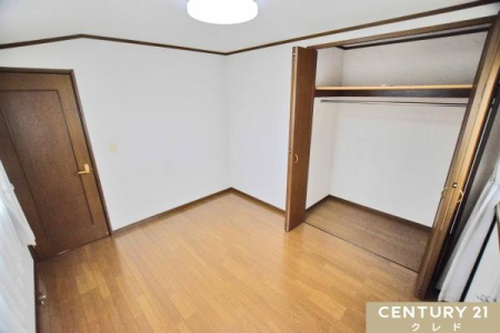 �m�� �y�m��6.3���z
�e�����ɃN���[�[�b�g������̂Ń^���X�Ȃǂ̎��[�Ƌ���Ȃ��ς݁A�Z��Ԃ����L���m�ۂł��܂��B
�n���K�[�p�C�v�t���ŃT�b�Ǝ��[�\�B