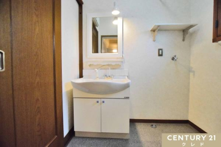 ���ʑ�E���ʏ� �V�����[����t���̓Ɨ����ʑ�I
�E���ɂ͐���@�u������m�ۂ��Ă��܂��B
�L�b�`���߂��̔�������ʎ��ł����ŉƎ������ɂ��z�����������ł��B