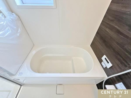 ���� �ߐ����ł���x���`�^�C�v�̗������̗p�B
���q�l�Ƃ̂����C�̎������S�B�������Ɣ��g�����y���񂾂�ƁA�D�݂̓������@�𖞋i�ł��܂��B