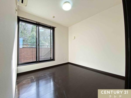 �m�� �y����4.5���z
�z���C�g�~�u���E���̖��邭�������̂���m���ł��B�V���v���ȓ����Ȃ̂ŁA���D�݂̉Ƌ��u���Ď����D�݂̋�Ԃ����܂��B