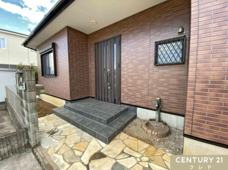 ���� �O����t���ŁA��̐�����|���ɉ����A�y�b�g�̑��􂢂����N���N�B
�U����A�E�g�h�A��̉�����T�b�Ɨ����邽�߁A���O�ł̉Ǝ��₨����ꂪ�����K�ɍs���܂��B