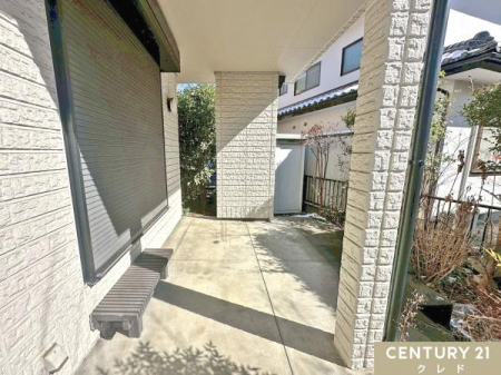 ���̑� �y�e���X�z
6���̘a������̓e���X�ɏo����ł��܂��B
�z������̗ǂ���Ԃ́A����֎q���o���ĊJ�����𖞋i����̂��悳�����ł��ˁB