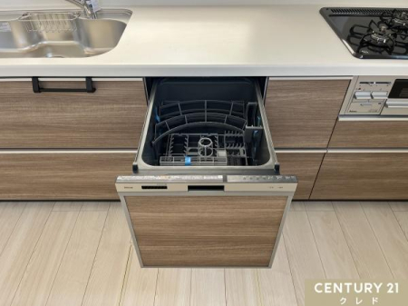 �L�b�`�� �y�r���h�C���H���򊣑��@�z
�Չ����������r���g�C���H��@�ŉƎ��̎��Z������`���B
�V���N�E��Ƒ����������ƕۂ��A���؂�J�S���炸�Œ����X�y�[�X���L����܂��B