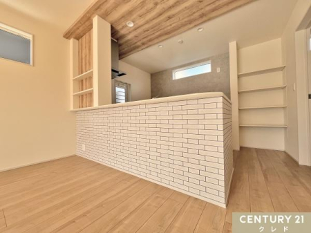 �L�b�`�� ���r���O���ɏ���I�̕t�����l�C�̑Ζʎ��L�b�`���B
�H�쑤�Ƃ̈�̊������o���A���V�s�{�⒲�����A�G�߂̏����������Ď��[�ł��܂��B