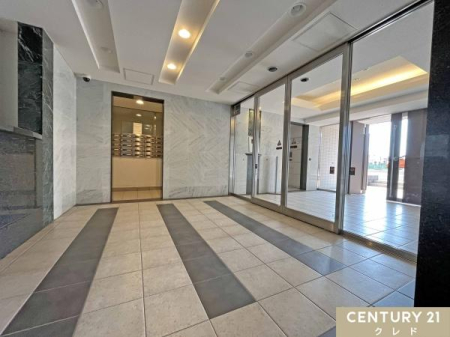 ���r�[ �y�I�[�g���b�N�t���G���g�����X�z
�h�Ƒ΍�Ƃ��Ă����ʓI�ȃI�[�g���b�N�@�\�t���̃G���g�����X�ł��B
����ƌ���������2�J���ł�������Ƒ΍�ł��܂��B
���̑��ݔ������C�y�ɂ��₢���킹���������B