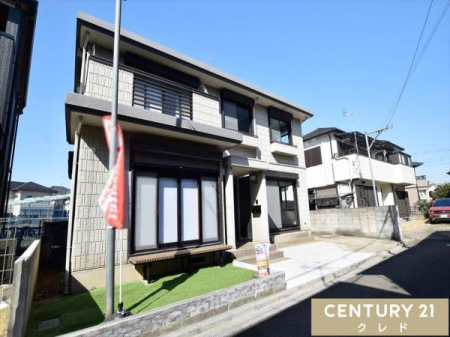 �O�ʓ��H�܂ތ��n�ʐ^ ���ӂɂ̓X�[�p�[�Ȃǂ̏��Ǝ{�݂ɉ����A����@�ւ��[���B�q��Đ��тɂ��������A�֗��ň��S�ȏZ���������Ă��܂��B