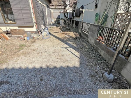 ���ԏ� �����~���̒��ԏ�͗��q�̍ۂ╡���Ԃ��������̂��Ƒ��ɂ��I�X�X���ł��B
��Ƃ�̍L�����������āADIY�Ȃǂ��y���ނ��Ƃ��ł��܂��B