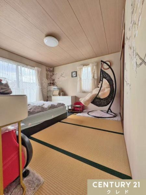 �a�� �y�a��8���z
���Z�܂��͑S��2�ʍ̌��̖��邭�ʕ����ǍD�ȑ���B
�_�炩�Ȏ��R�����������ށA���S�n�̂悢��Ԃ��L�����Ă��܂��B