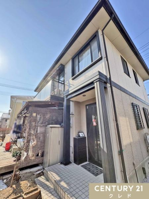 ���̑����n �Ƒ��Ƃ̎��Ԃ����LDK�͍L�X18.5���I
�e�����E�L���E�K�i���Ɏ��[�X�y�[�X����������[�L�x�ȏZ�܂��B
���������A���C�y�ɂ����k���������B