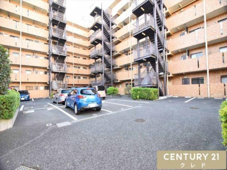  �Ԏ��I�΂Ȃ����ʃ^�C�v�̒��ԏꂪ�~�n���ɂ��邽�߁A�h�Ɩʂ����S�ł��i���z7000�~�j
�����p�̍ۂ́A�󂫏󋵂��m�F���܂��B