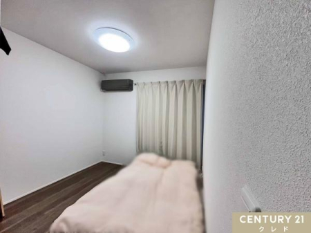 �m�� �y�m��4.5���z
�����������_�[�N�u���E���̃t���[�����O���A�V���v���ŋ��S�n�̗ǂ���Ԃ����o���܂��B���q�l���������Ă��Ȃ����g���₷�������B