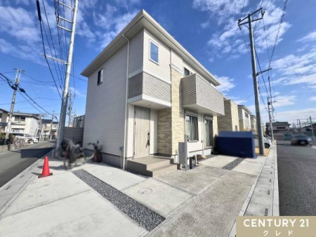 �O�ʓ��H�܂ތ��n�ʐ^ �J�������ӂ��쐼�p�n�I�Ԃ̏o��������₷���ǍD�Ȑړ����B
���ӂ��������ꂽ�Z���ŁA������������炵�����҂ł��郍�P�[�V�����ł��B