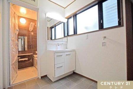���ʑ�E���ʏ� �Z�������̐g�x�x�ɕ֗��ȎO�ʋ��t�����ʉ��ϑ�B�����⑫���̈����o���Ȃǎ��[�X�y�[�X���[�����Ă���A�����ނ���������Еt���܂��B