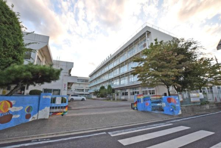 ���ӊ� �y���w�Z�z��z�s�����K�k���w�Z�F960m