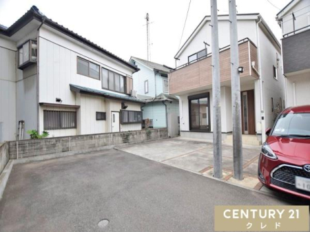 ���ԏ� ����2�䒓�ԉ\�ȃJ�[�X�y�[�X�t���B�����̒ʋ΂₨�q�l�̑���}���ȂǁA�Ԉړ������C���̕��ɂ��������ł��ˁB