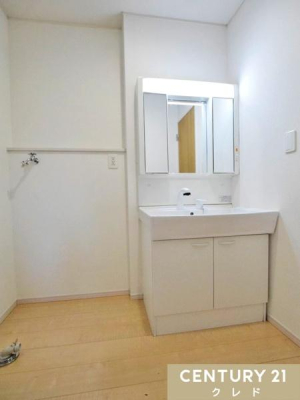 ���ʑ�E���ʏ� ���ʎ��ɂ͎��[�L�x�ȎO�ʋ����ϑ�������B�����⑫���̃X�y�[�X�𖳑ʂȂ����p���A���p�i���X�b�L�����[�ł��܂��B