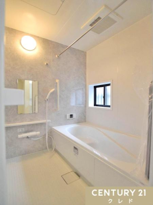 ���� �J�̓���ԕ��̋G�߂����S���Ďg���闁�����C�g�[�����@�ƃ����h���[�p�C�v�t���̃o�X���[���B���󕨂������Ō����悭���������Ƃ��ł��܂��B