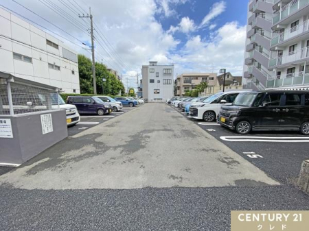  �Ԏ��I�΂Ȃ����ʃ^�C�v�̒��ԏꂪ�~�n���ɂ��邽�߁A�g���₷���h�Ɩʂ����S�ł��B
�i���z7000�~�A�󂫏󋵂����m�F�������܂��B�j