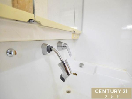 ���ʑ�E���ʏ� �y�V�����v�[�h���b�T�[�z
�����o���Ďg����V�����[�����ŁA�����Ȃ��q�l�̎�􂢂�A�Z�������̐��E���������N���N�B