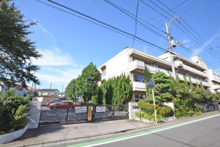 ���ӊ� �y���w�Z�z��z�s���V�h���w�Z�F560m