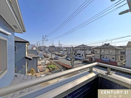 �Z�˂���̒��]�ʐ^ �o���R�j�[����̒��]�ł��B
���ꂽ���ɂ͐󂪍L����A�S�n�悢���ɕ�܂�Ȃ���A�������Ƃ������Ԃ����߂������������܂��B