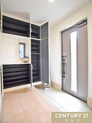 ���� �����Ղ�̎��[�͂�������R�̎��^�V���[�Y�{�b�N�X�B���Ƒ��S���̌C���X�b�L���ƕЕt���A���ł��Y��Ȍ��ւł��q�l�����}���ł��܂��B