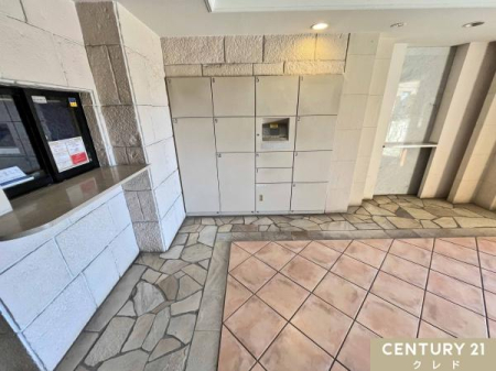 ���̑����p�� �y��z�{�b�N�X�z
���璆�ł��ו����󂯎����z�{�b�N�X�t���B  
�Ĕz�B�̎�Ԃ��Ȃ��āA�Z�������ƒ�ɂ��֗��ł��B