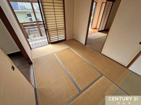 �a�� �y�a��6���z
��q�z���ɏ_�炩�Ȍ����������ށA�������������͋C��6���a���B�q�ԂƂ��Ă͂������A���q�l�̂����Q�X�y�[�X�ȂǑ��ړI�Ɋ��􂵂܂��B