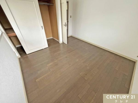 �m�� �y�m��6.2���z
�q��������Q���ȂǁA���ړI�Ɏg���₷��6.2���̗m���B�n���K�[�p�C�v�t���̃N���[�[�b�g������Ă���A�ߗނ�ו�����������ƕЕt���܂��B