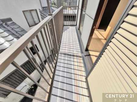 �o���R�j�[ ���s���̂���o���R�j�[�͓쓌�ɖʂ��Ă���A�����ɂ��g���ȗz����������邱�Ƃ��ł��܂��B
�����󕨂���������Ɗ��������Ƃ��ł��܂��B