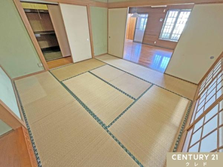 �a�� �y1�K�@�a��8���z
���r���O�אڂ̘a���́A�q�ԁE�Q���E�q��ăX�y�[�X�ȂǑ��ʂȗp�r�ɑΉ��B
�|�����␶���Ԃ������ċG�߂̈ڂ낢���y���߂�A���̊Ԃ�����Ă��܂��B