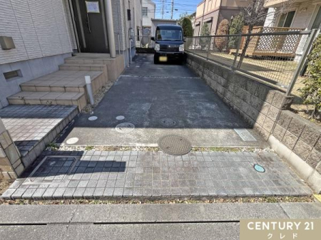 ���ԏ� ���ԏ�͏c��2��\�B���q���͂������A�������q�l���Ƌ��擾���ɕ֗��ł���