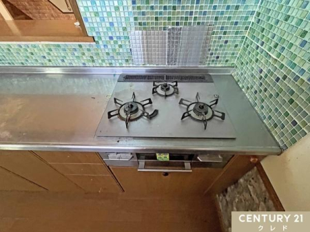 �L�b�`�� �y3���R�����E�O�����z
�Z��������3���R�����Ȃ�����悭�����\�I���C���E���؁E�`���Ȃǂ܂Ƃ߂č�邱�Ƃ��ł��A�ӌ�т₨�ٓ����������悭�s���܂��B�K�X�R�����Ή��̒����������̂��������ł��ˁI