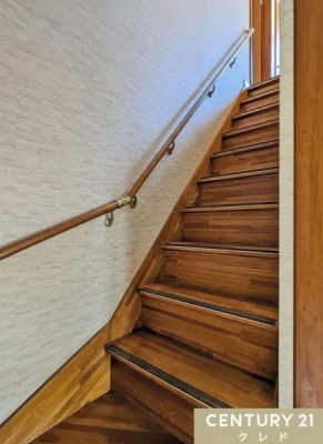 ���̑� �y�肷��t���K�i�z
�p�����s����ɂȂ�₷���K�i�ɂ͊y�ɑ̂��x������肷�肪���Ă��܂��B
�����̎ア���N�̕��₨�q�l�܂ŕ��L�����Ɉ��S�̐ݔ��ł��B