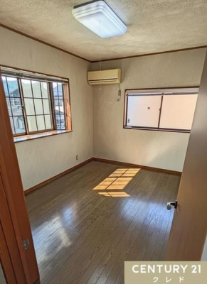 �q������ �y2�K�m��6���z
���q�l�̂������Ƃ��ēK����6���̎����B
���[�����邽�߁A����x�b�h��u���X�y�[�X����������Ɗm�ۂł��܂��B