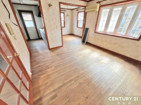 ���r���O �yLDK�z