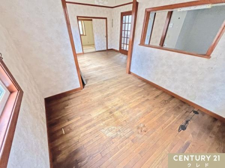 ���r���O �yLDK�z