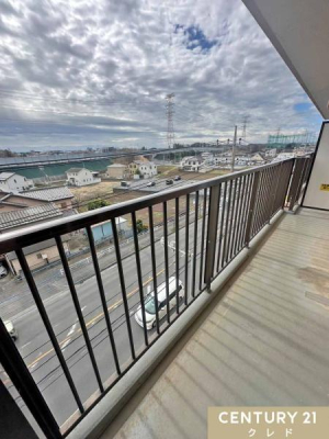 �o���R�j�[ �쓌�E�k����2�ʃo���R�j�[�d�l�ŁA�����ɐS�n�悢�����ʂ蔲���܂��B�����󕨂��悭�����A�C�����̗ǂ����������Ȃ��烊�t���b�V���ł����Ԃł��B