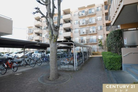 ���̑����p�� �y���֏�z
�ʋ΁E�ʊw�ȂǂŎ��]�Ԃ����g���̂��Ƒ������S���Ă����p���������܂��B�i�󂫏󋵂͗v�m�F�j