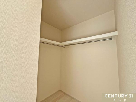 ���[ �y�m��6���z
�V�[�Y�����̃A�E�^�[���珬���ނ܂ŁA�ߗނ������Ղ���[�ł���A�m���D���ɂ���������e��WIC�B�����̂��m���I�т��y���݂ɂȂ肻���ł��B