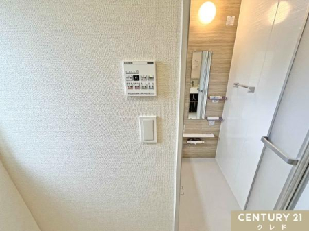 ���̑� �y�������C�g�[�����@�z
�����E���C�E�g�[�E������4�@�\�I�~�̊����΍􂩂�A���C��J�r�΍�A����I�Ȋ����܂ŕ֗��Ɏg���܂��B